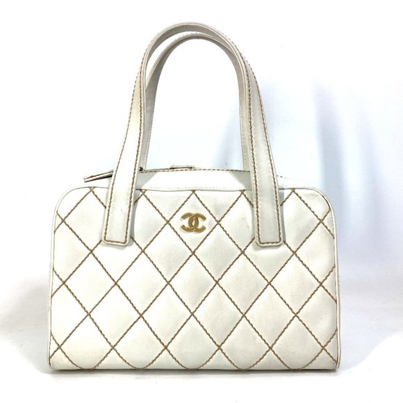 CHANEL Vintage White Leather Logo Shoulder Bag - Picture 1 of 16